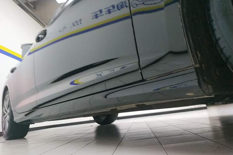 Used Audi A6L 2024 45 TFSI Prestige Dynamic Edition Right Side Sill