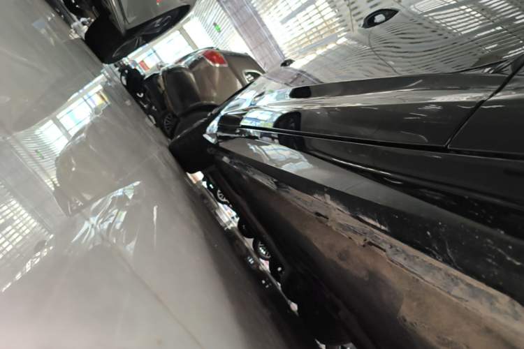 Used Audi A6L 2024 40 TFSI Luxury Prestige Edition Right Side Sill
