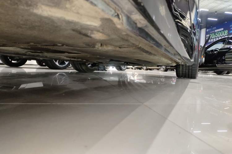 Used Audi A6L 2024 40 TFSI Luxury Dynamic Edition Right Side Sill