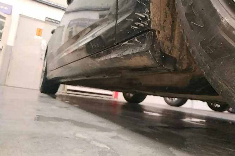 Used Audi A6L 2024 45 TFSI Prestige Dynamic Edition Right Side Sill