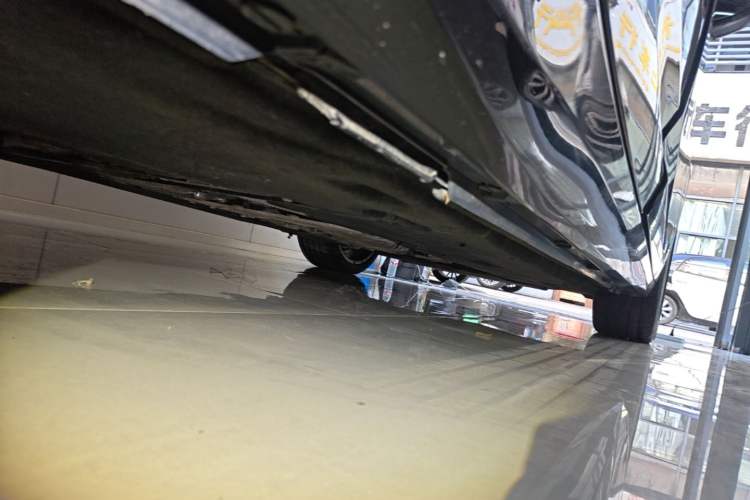 Used Audi A6L 2024 45 TFSI quattro Prestige Elegant Edition Right Side Sill