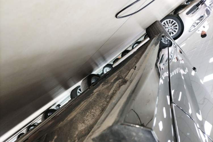 Used Audi A6L 2024 45 TFSI Prestige Dynamic Edition Right Side Sill