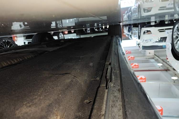 Used Audi A6L 2024 40 TFSI Luxury Dynamic Edition Right Side Sill