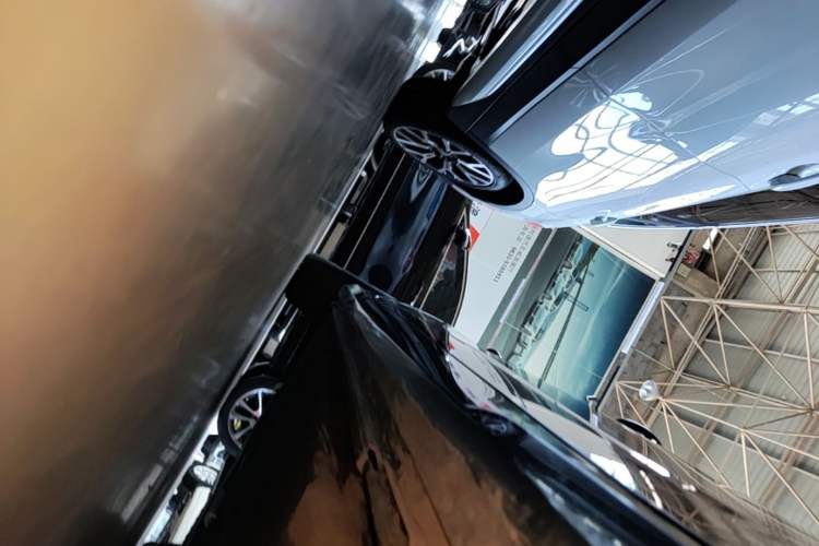 Used Audi A6L 2024 40 TFSI Luxury Dynamic Edition Right Side Sill