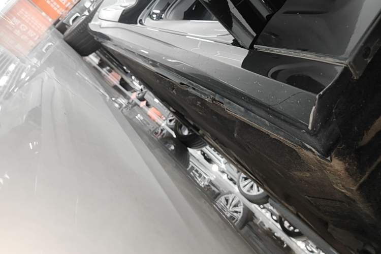 Used Audi A6L 2024 40 TFSI Luxury Dynamic Edition Right Side Sill
