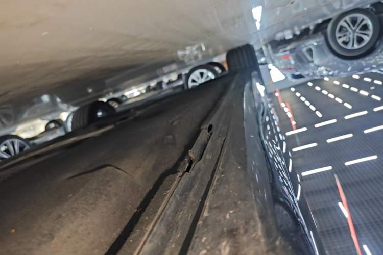Used Audi A6L 2024 40 TFSI Luxury Dynamic Edition Right Side Sill
