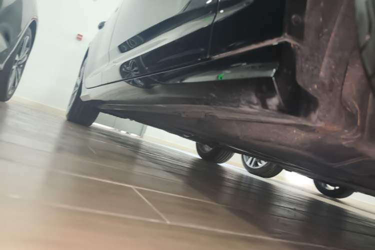 Used Audi A6L 2024 45 TFSI Prestige Dynamic Edition Right Side Sill