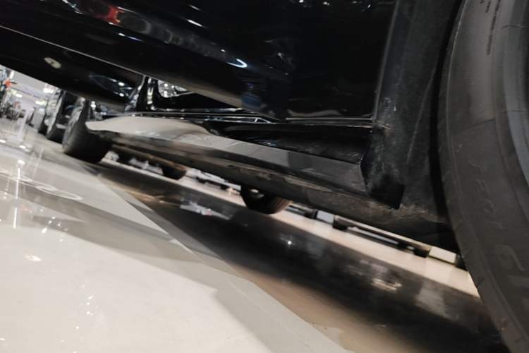 Used Audi A6L 2024 40 TFSI Luxury Dynamic Edition Right Side Sill
