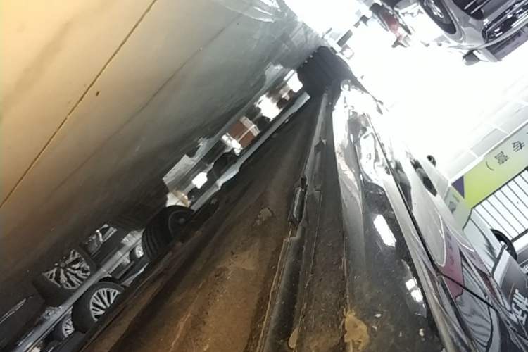 Used Audi A6L 2024 45 TFSI quattro Prestige Dynamic Edition Right Side Sill