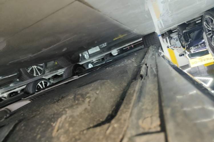 Used Audi A6L 2024 45 TFSI Prestige Dynamic Edition Right Side Sill