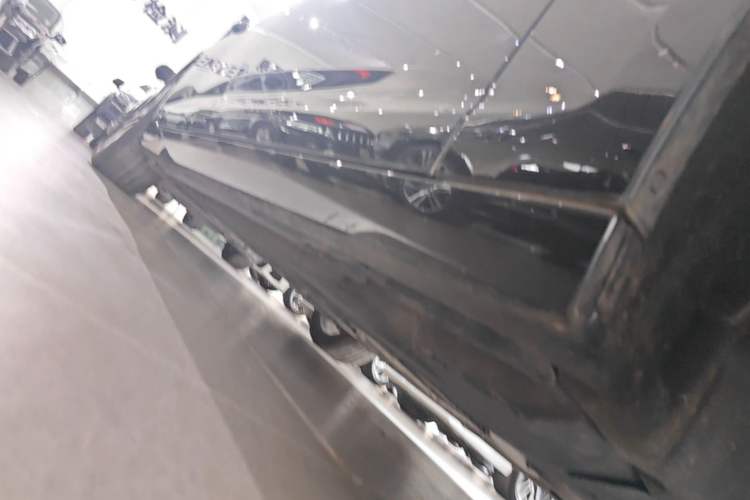 Used Audi A6L 2024 45 TFSI Prestige Elegant Edition Right Side Sill