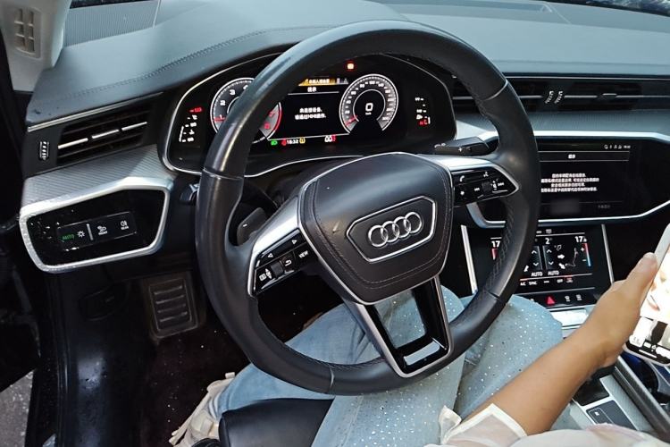 Used Audi A6L 2024 45 TFSI Prestige Dynamic Edition Steering Wheel