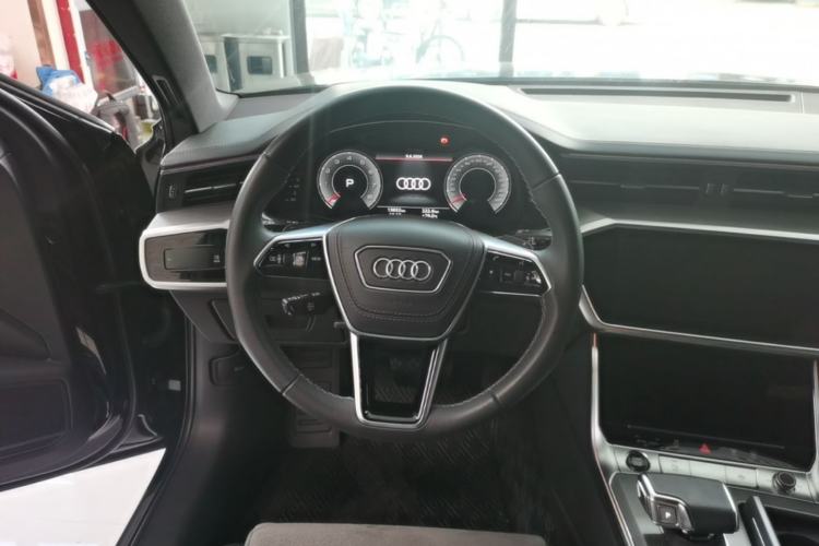 Used Audi A6L 2024 45 TFSI Prestige Dynamic Edition Steering Wheel