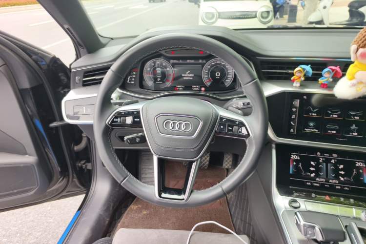 Used Audi A6L 2024 45 TFSI Prestige Dynamic Edition Steering Wheel