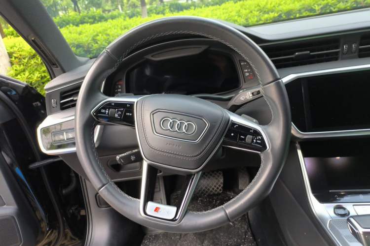 Used Audi A6L 2024 45 TFSI Prestige Dynamic Edition Steering Wheel