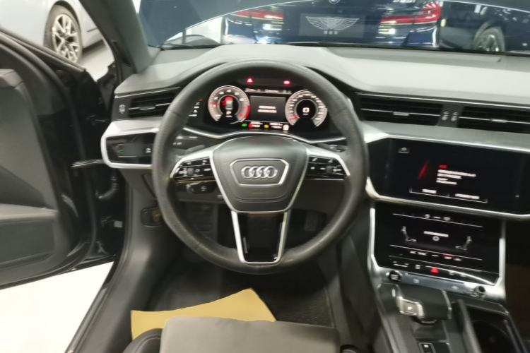 Used Audi A6L 2024 45 TFSI Prestige Dynamic Edition Steering Wheel