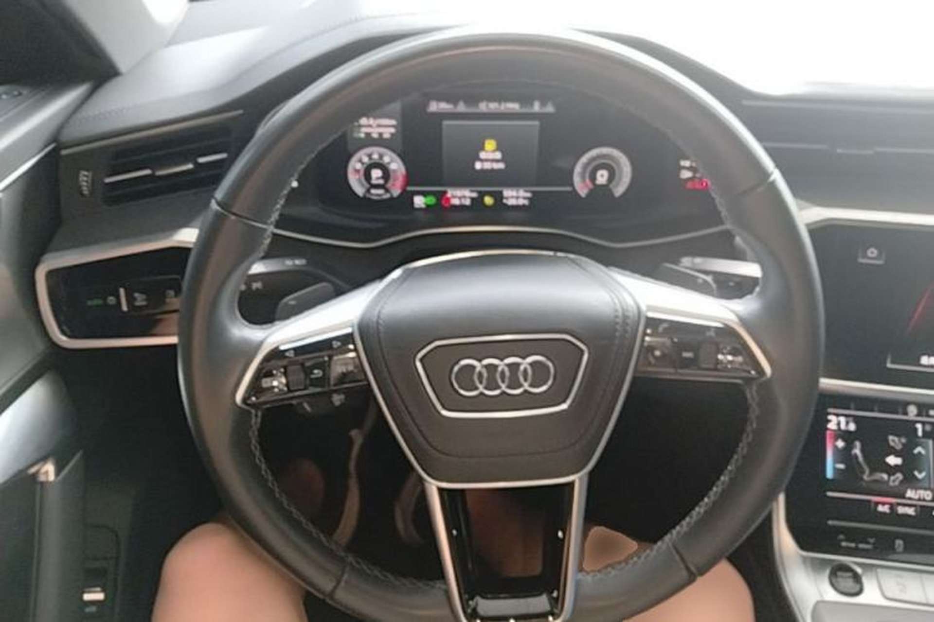 Used Audi A6L 2024 45 TFSI Prestige Dynamic Edition Steering Wheel