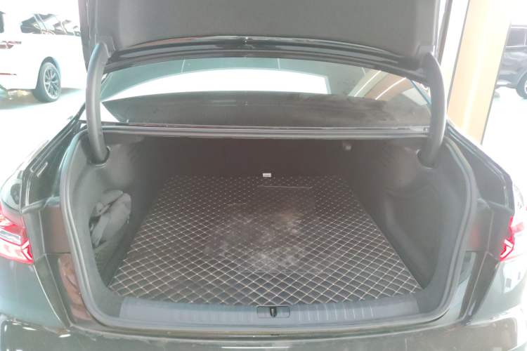 Used Audi A6L 2024 45 TFSI quattro Prestige Dynamic Edition Trunk