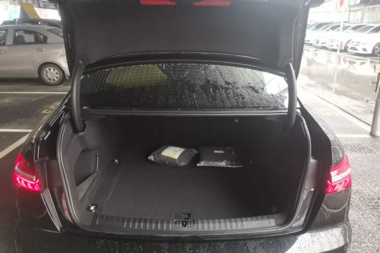 Used Audi A6L 2024 40 TFSI Luxury Dynamic Edition Trunk