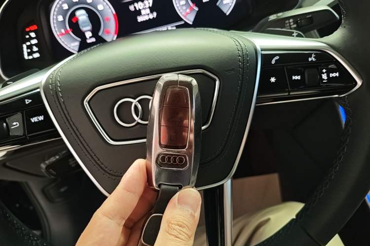 Used Audi A6L 2024 45 TFSI Prestige Elegant Edition Vehicle Key