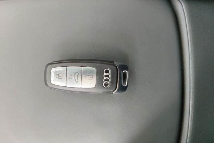 Used Audi A6L 2024 45 TFSI Prestige Elegant Edition Vehicle Key