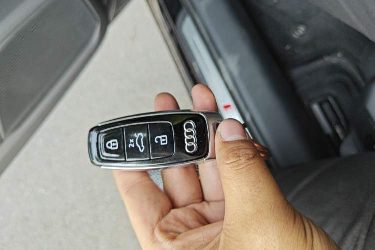 Used Audi A6L 2024 45 TFSI Prestige Dynamic Edition Vehicle Key