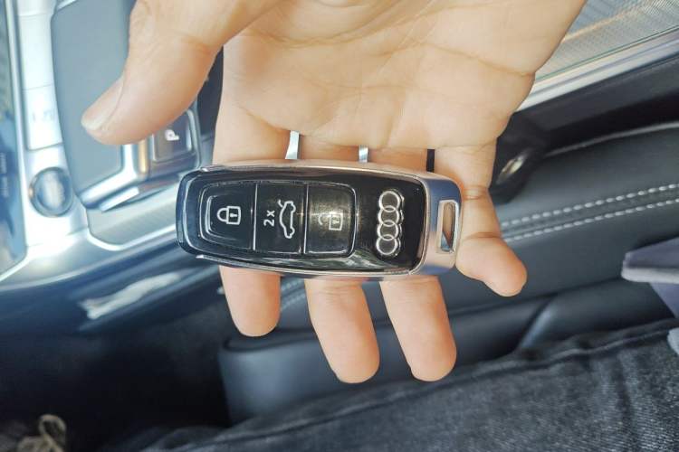 Used Audi A6L 2024 45 TFSI Prestige Elegant Edition Vehicle Key