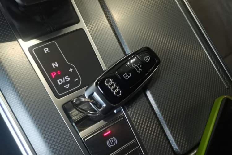 Used Audi A6L 2024 45 TFSI Prestige Dynamic Edition Vehicle Key