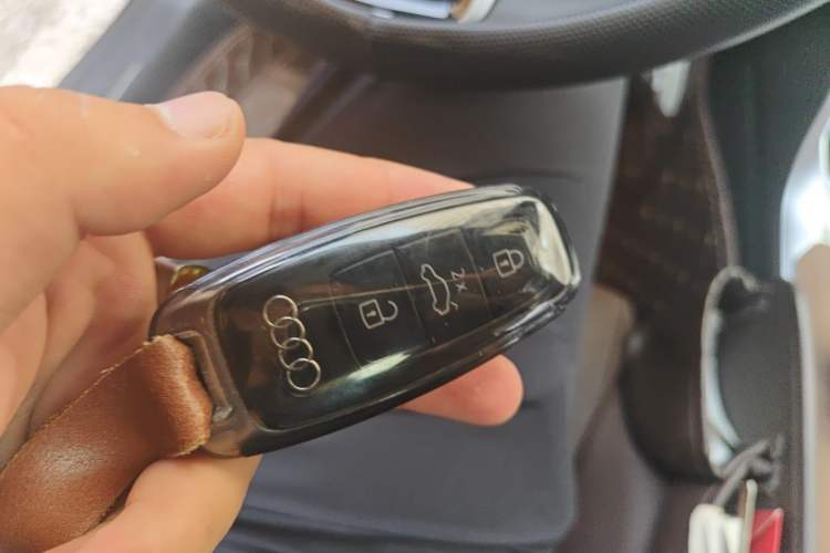 Used Audi A6L 2024 45 TFSI Prestige Dynamic Edition Vehicle Key