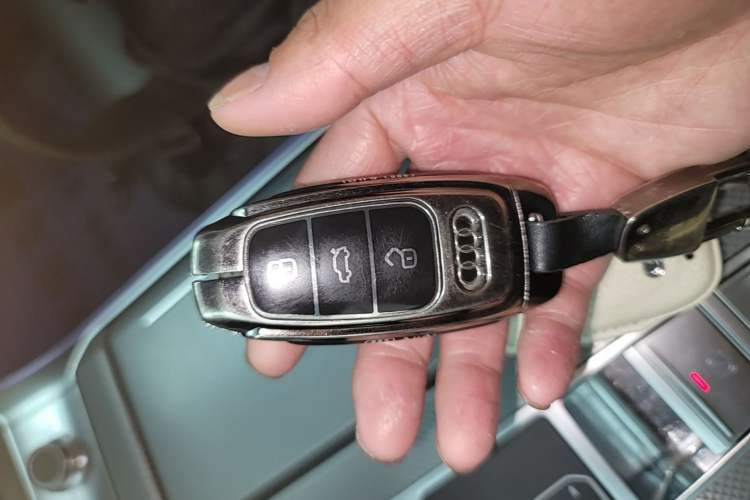 Used Audi A6L 2024 45 TFSI Prestige Dynamic Edition Vehicle Key