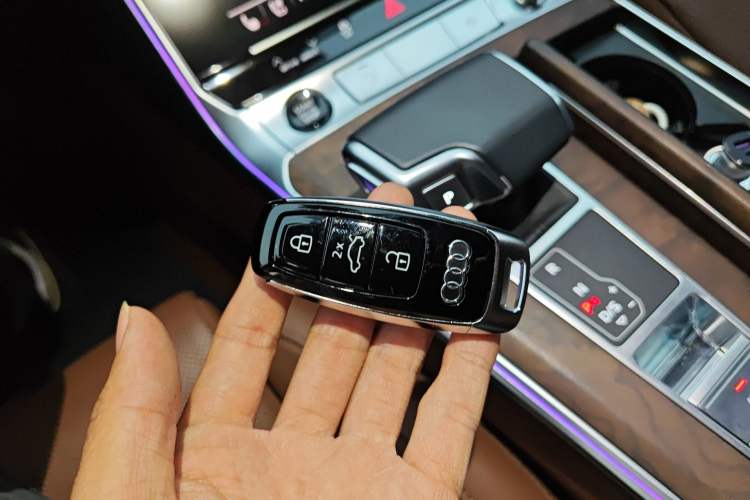 Used Audi A6L 2024 45 TFSI quattro Prestige Dynamic Edition Vehicle Key