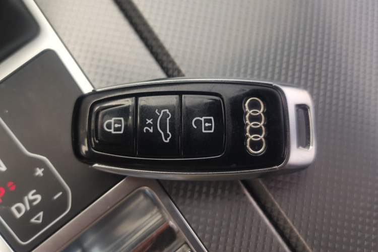 Used Audi A6L 2024 40 TFSI Luxury Dynamic Edition Vehicle Key