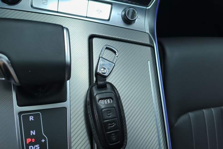 Used Audi A6L 2024 40 TFSI Luxury Prestige Edition Vehicle Key