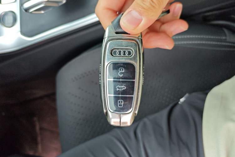 Used Audi A6L 2024 40 TFSI Luxury Dynamic Edition Vehicle Key