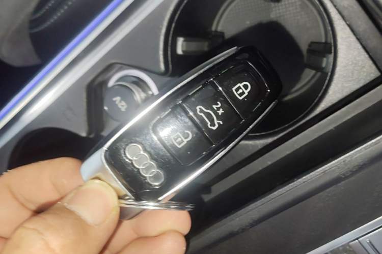 Used Audi A6L 2024 45 TFSI quattro Prestige Dynamic Edition Vehicle Key
