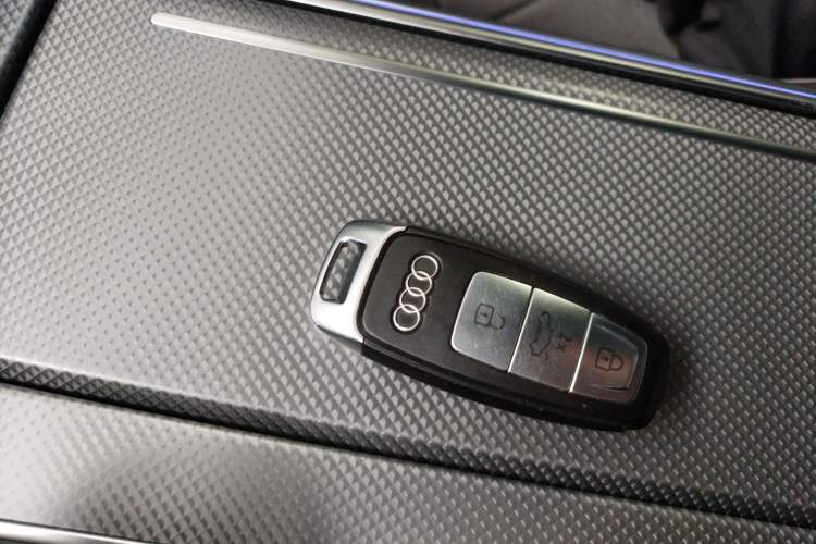 Used Audi A6L 2024 45 TFSI Prestige Dynamic Edition Vehicle Key