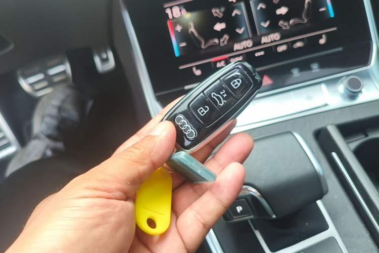 Used Audi A6L 2024 45 TFSI quattro Prestige Dynamic Edition Vehicle Key