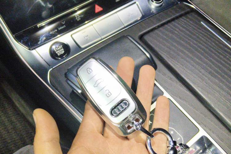 Used Audi A6L 2024 45 TFSI quattro Prestige Dynamic Edition Vehicle Key
