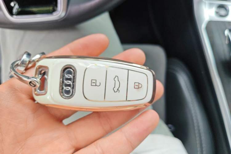 Used Audi A6L 2024 45 TFSI quattro Prestige Dynamic Edition Vehicle Key