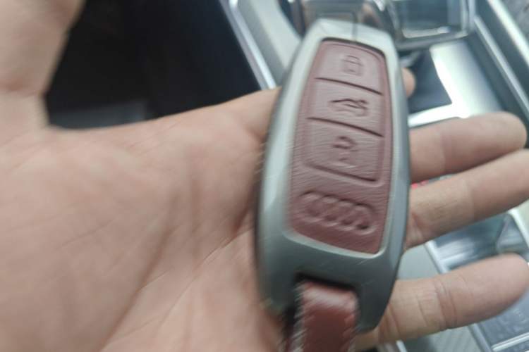 Used Audi A6L 2024 45 TFSI Prestige Elegant Edition Vehicle Key