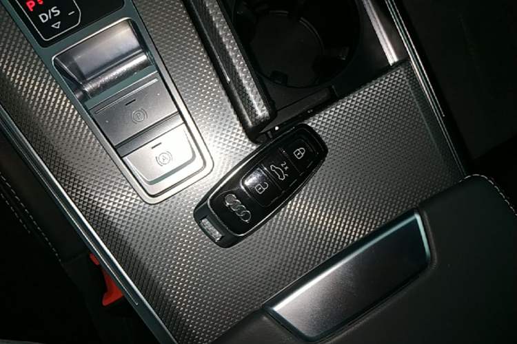 Used Audi A6L 2024 45 TFSI Prestige Dynamic Edition Vehicle Key