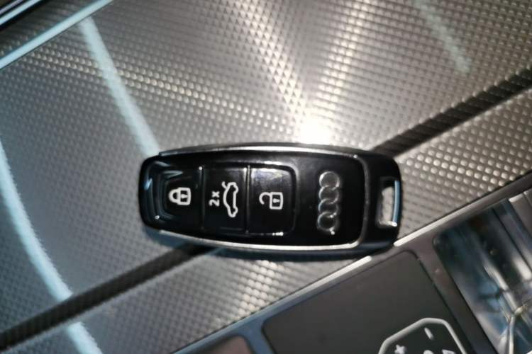 Used Audi A6L 2024 45 TFSI Prestige Dynamic Edition Vehicle Key