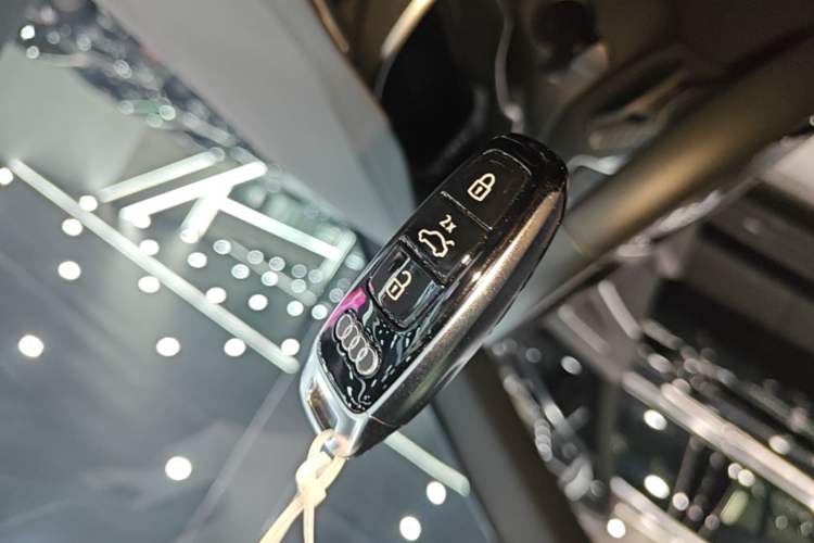 Used Audi A6L 2024 45 TFSI quattro Prestige Dynamic Edition Vehicle Key