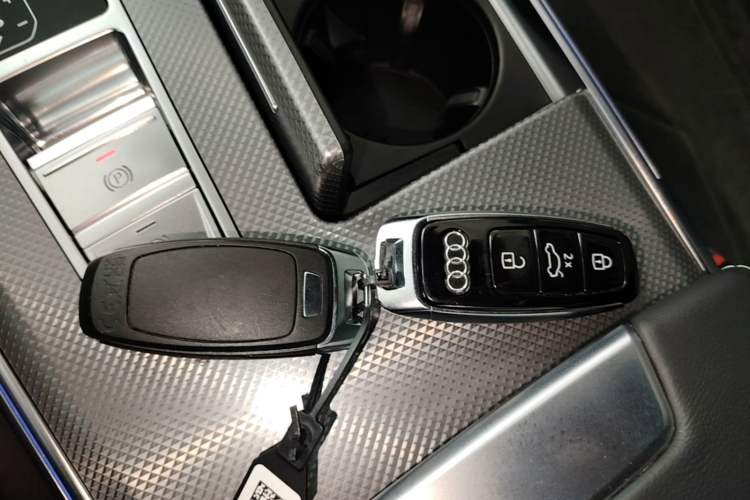 Used Audi A6L 2024 45 TFSI Prestige Dynamic Edition Vehicle Key