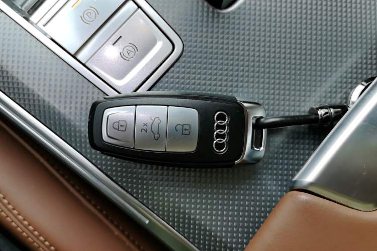 Used Audi A6L 2024 45 TFSI quattro Prestige Dynamic Edition Vehicle Key