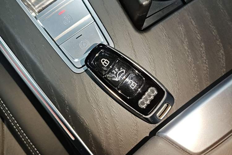 Used Audi A6L 2024 45 TFSI quattro Prestige Dynamic Edition Vehicle Key