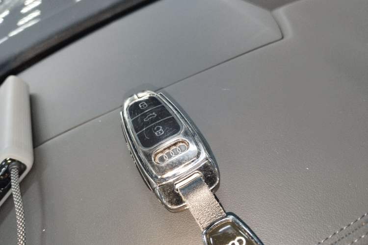 Used Audi A6L 2024 45 TFSI Prestige Dynamic Edition Vehicle Key