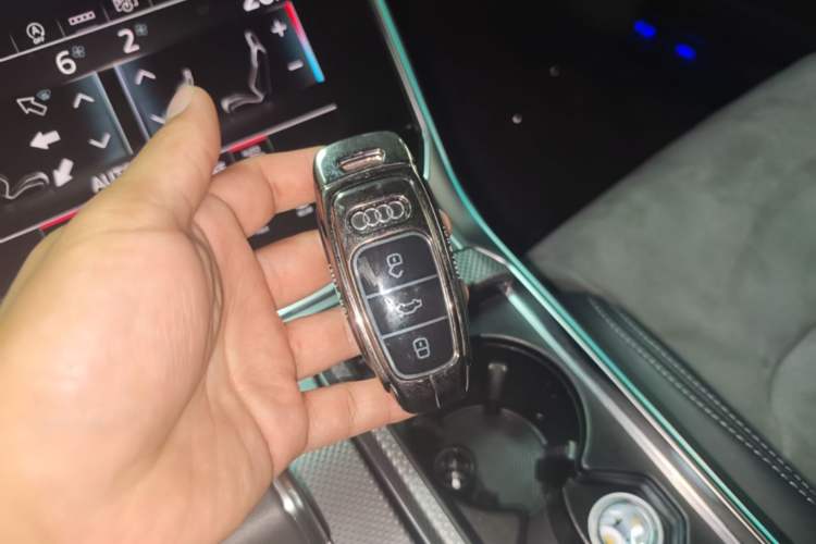 Used Audi A6L 2024 45 TFSI Prestige Dynamic Edition Vehicle Key