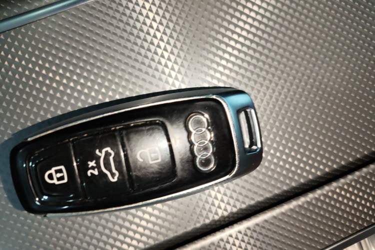 Used Audi A6L 2024 45 TFSI Prestige Dynamic Edition Vehicle Key