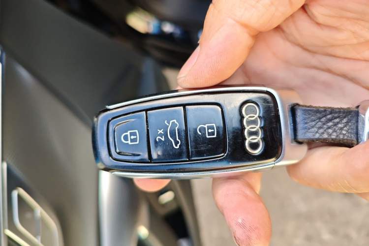 Used Audi A6L 2024 45 TFSI Prestige Dynamic Edition Vehicle Key